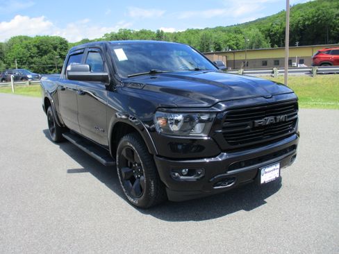 Used 2019 RAM 1500 Big Horn AWD/4WD image 3