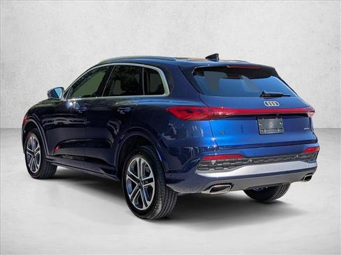 Certified 2025 Audi Q5 Premium w/ Convenience Package AWD/4WD image 8