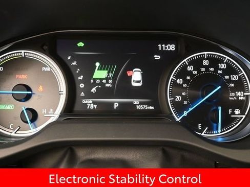 Used 2024 Toyota Venza LE AWD/4WD image 12