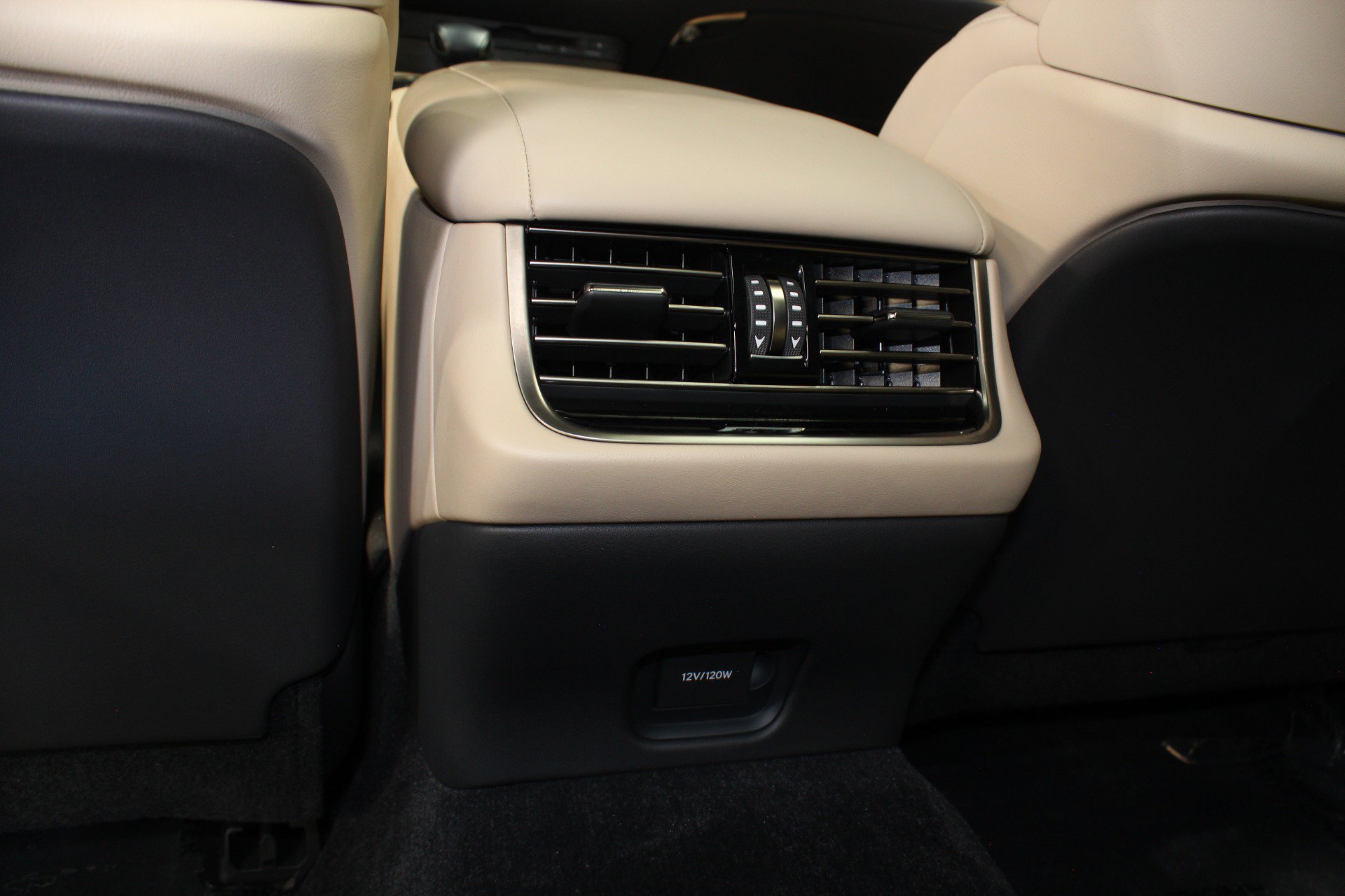 Used 2022 Lexus LS 500 w/ Interior Upgrade Package RWD image 45
