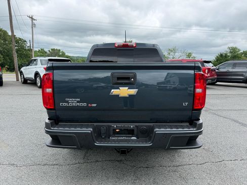 Used 2019 Chevrolet Colorado LT w/ LT Convenience Package RWD image 5