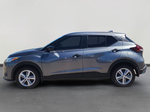 Used 2024 Nissan Kicks S FWD image 2