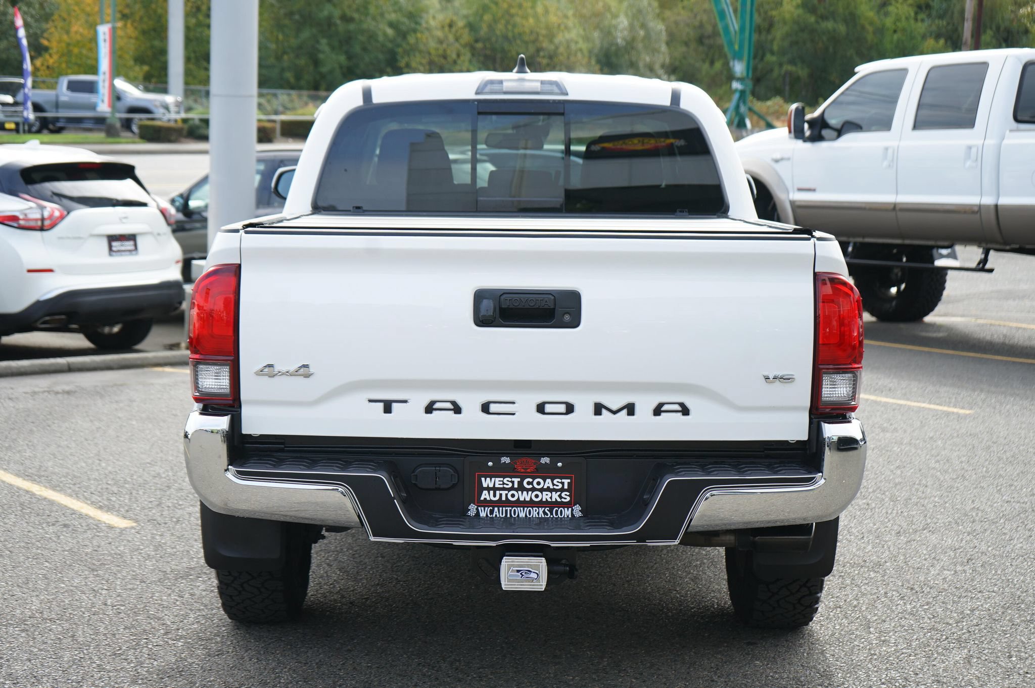 Used 2021 Toyota Tacoma SR5 AWD/4WD image 4
