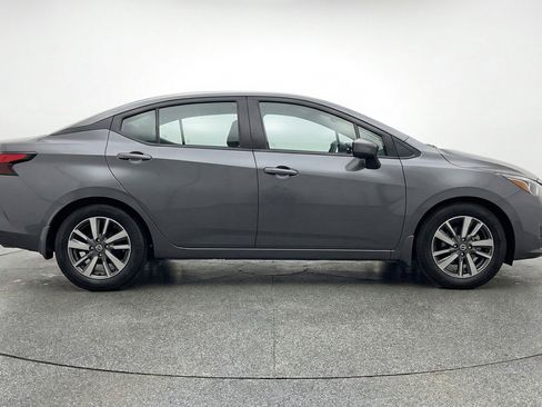 Used 2025 Nissan Versa SV FWD image 11