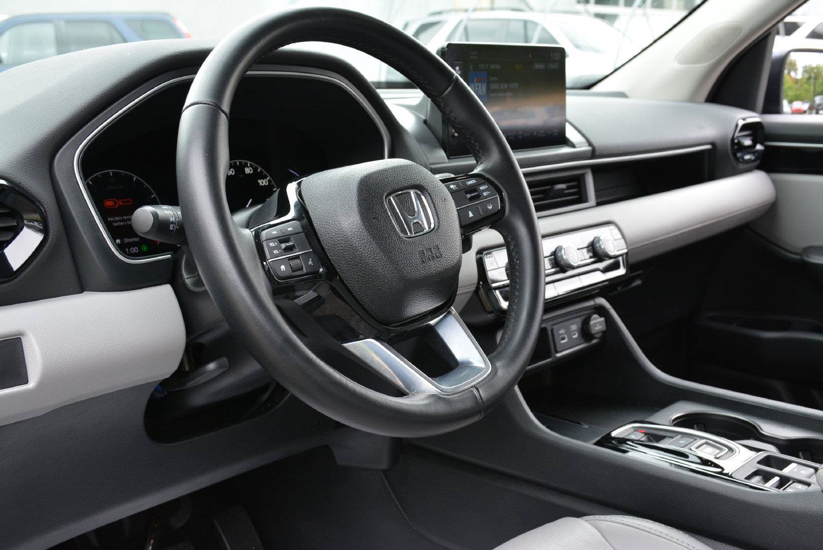 Used 2023 Honda Pilot EX-L image 8