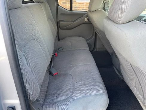 Used 2016 Nissan Frontier SV RWD image 46