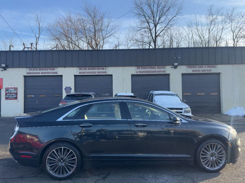 Used 2014 Lincoln MKZ AWD image 7