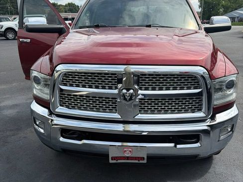 Used 2014 RAM 3500 Laramie RWD image 2