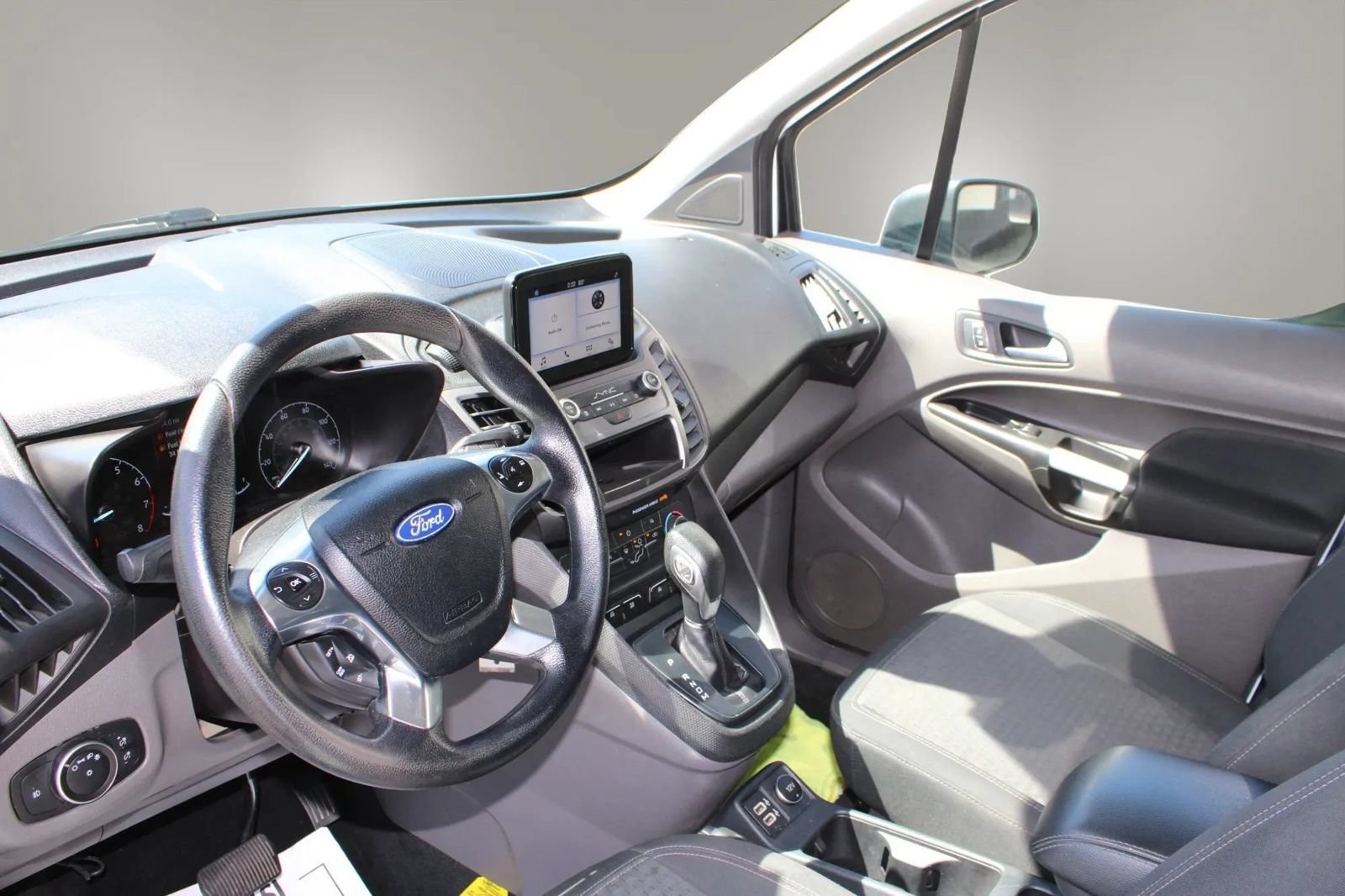 Used 2019 Ford Transit Connect XLT FWD image 26