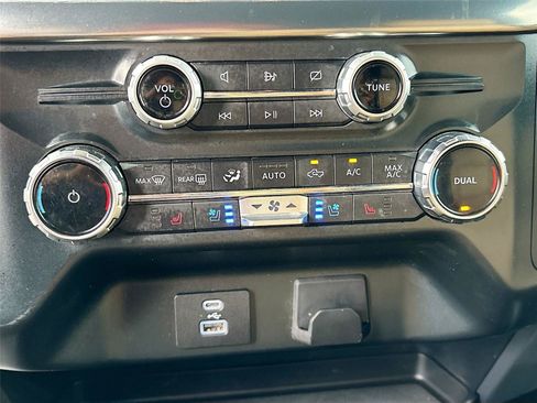 Used 2022 Ford F150 Lariat w/ Equipment Group 501A Mid AWD/4WD image 16