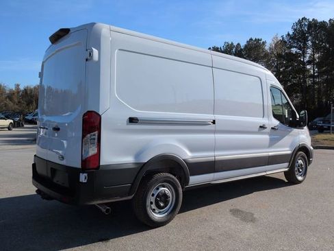 New 2026 Ford Transit 250 148 Medium Roof RWD image 4