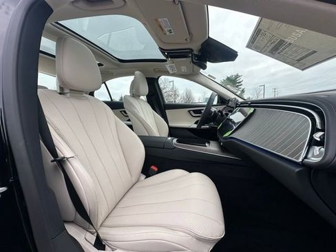 Used 2026 Mercedes-Benz E 350 4MATIC Sedan image 29