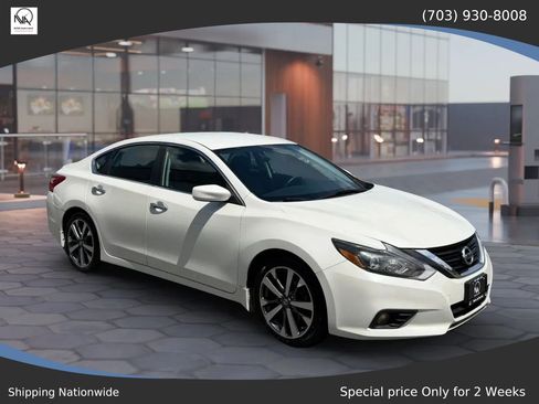 Used 2016 Nissan Altima 2.5 SR FWD image 1