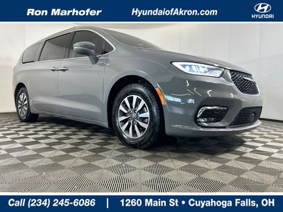 Used 2021 Chrysler Pacifica Touring-L