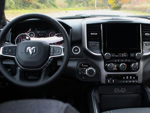 New 2025 RAM 1500 Big Horn image 16