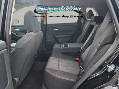 Used 2024 Nissan Rogue SV AWD/4WD image 13