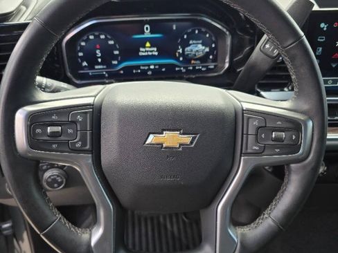Used 2023 Chevrolet Silverado 1500 LT AWD/4WD image 14