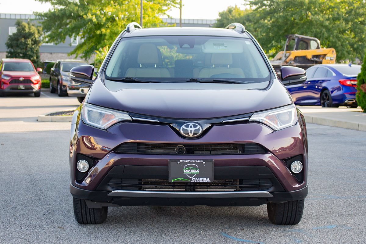 Used 2017 Toyota RAV4 XLE FWD image 2