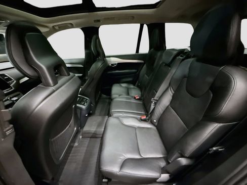 Used 2018 Volvo XC90 T5 Momentum w/ Convenience Package AWD/4WD image 27