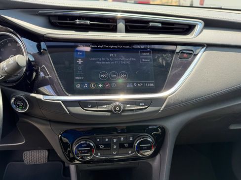 Used 2023 Buick Encore GX Select FWD image 8