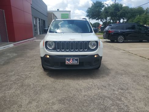 Used 2018 Jeep Renegade Sport w/ Power & Air Group FWD image 8