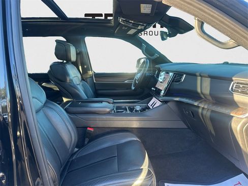 Certified 2024 Jeep Grand Wagoneer L 4WD image 28