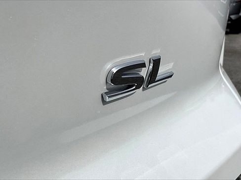 New 2025 Nissan Pathfinder SL image 10