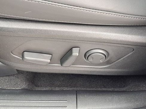 New 2026 Kia Sorento S image 7