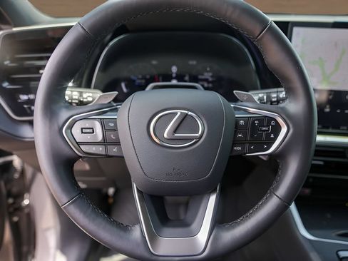 Used 2025 Lexus TX 350 AWD w/ Technology Package image 12