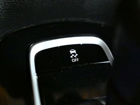 Used 2023 Toyota Corolla LE image 26