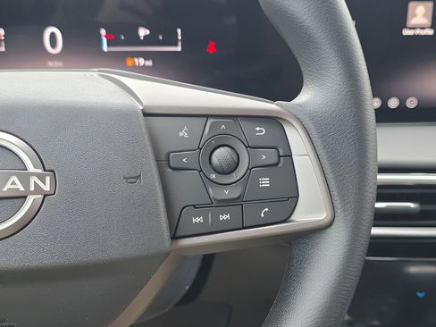 New 2026 Nissan Sentra SV image 17