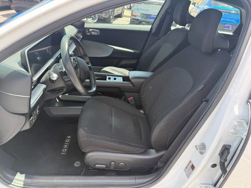 Used 2023 Hyundai Ioniq 6 SE AWD/4WD image 3