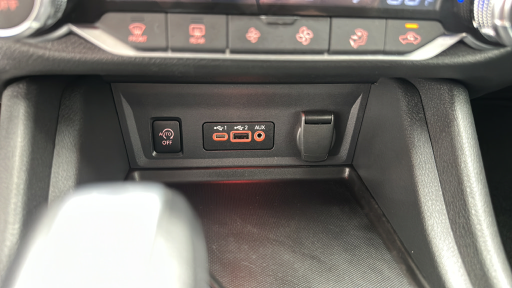 Used 2025 Nissan Sentra SR FWD image 20