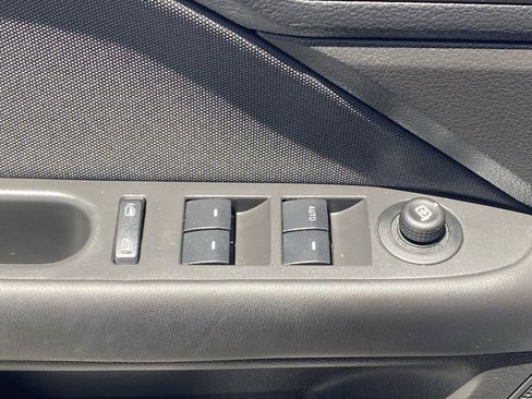 Used 2012 Ford Fusion SE FWD image 19