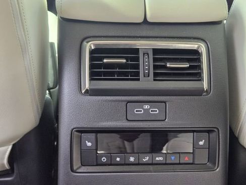 Used 2024 MAZDA CX-90 3.3 Turbo w/ Premium Plus Pkg AWD/4WD image 16