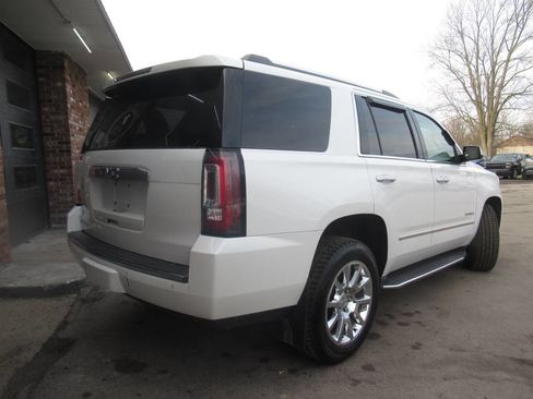 Used 2017 GMC Yukon Denali w/ Open Road Package AWD/4WD image 13