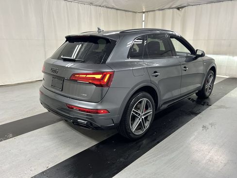 Used 2025 Audi Q5 e Premium Plus w/ Premium Plus Package AWD/4WD image 2