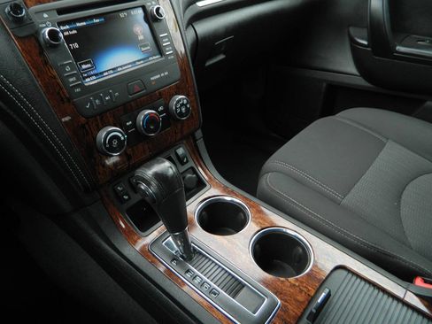 Used 2013 Chevrolet Traverse LT AWD/4WD image 21
