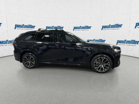 Certified 2025 MAZDA CX-70 3.3 Turbo S w/ Premium Plus AWD/4WD image 13