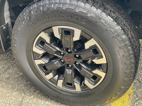 Certified 2023 Nissan Frontier PRO-4X w/ Pro Convenience Package AWD/4WD image 32