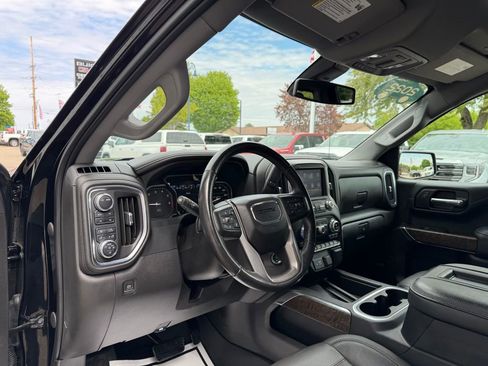 Certified 2022 GMC Sierra 1500 Denali w/ Driver Alert Package II AWD/4WD image 12