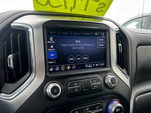 Used 2022 GMC Sierra 2500 SLT image 11