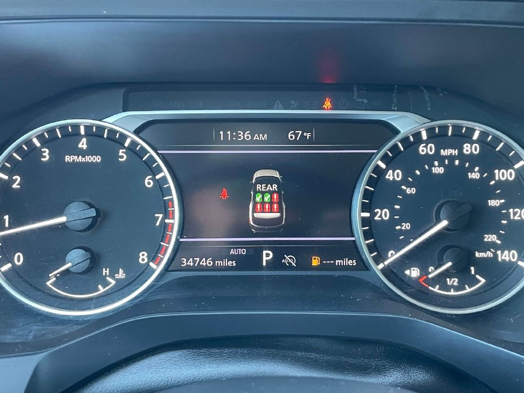 Used 2024 Nissan Pathfinder S AWD/4WD image 24