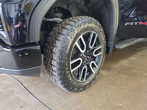 New 2026 GMC Sierra 1500 AT4 w/ AT4 Premium Package AWD/4WD image 34