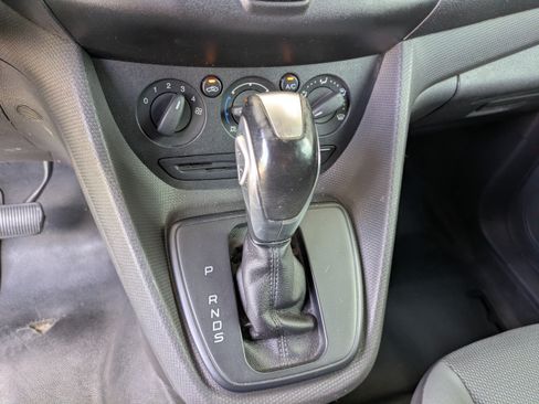 Used 2015 Ford Transit Connect XL FWD image 22