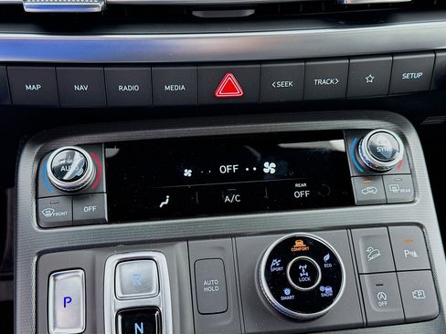 New 2025 Hyundai Palisade Calligraphy image 13