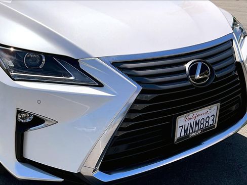 Used 2017 Lexus RX 350 FWD w/ Premium Package image 28