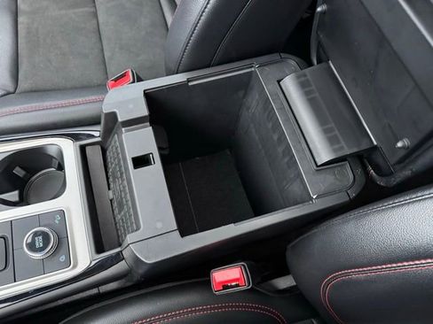 Certified 2022 Ford Explorer ST-Line w/ Class IV Trailer Tow Package image 23