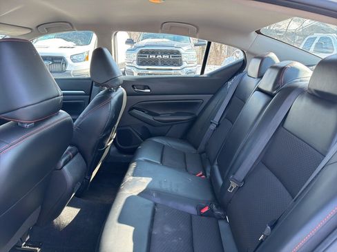 Used 2024 Nissan Altima 2.5 SR image 10