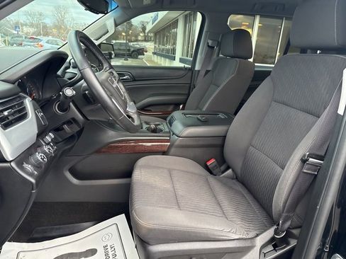 Used 2016 GMC Yukon SLE w/ HD Trailering Package image 18